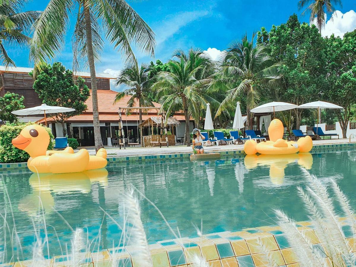 D Varee Mai Khao Beach Exterior foto